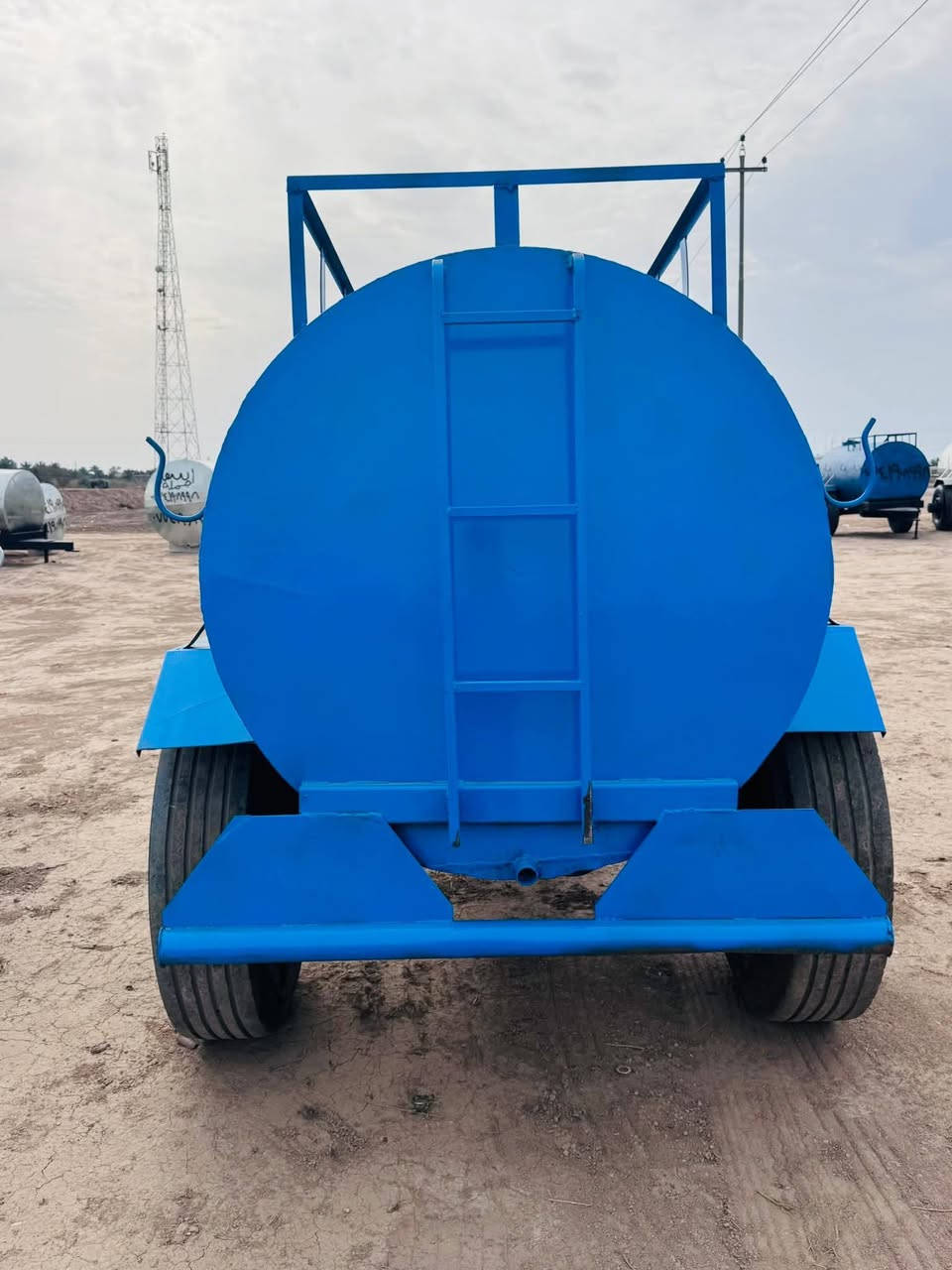 مقطورات والخزانات بكافت الحجام  والتانكيات للبيع مغلون درجه اولى دنكير تاير 22 شاصي بلادي السعه 5000 او 3500

المكان الشوملي قرب السريع الدولي على الشارع العام قرب المحطه البهاء مدخل الشوملي

للاتصال على الارقاخد***********

توجد خدمات توصيل لكافه المحافظات
