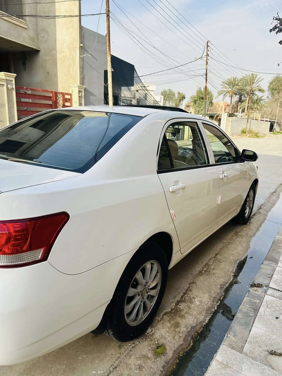 بي واي دي 2013 رقم نينوى بدون صبغ كير توماتيك سعر. 69$ 
 كورك ***********

‭٠٧٧٠ ٦٧٧٤٠٥٩‬
