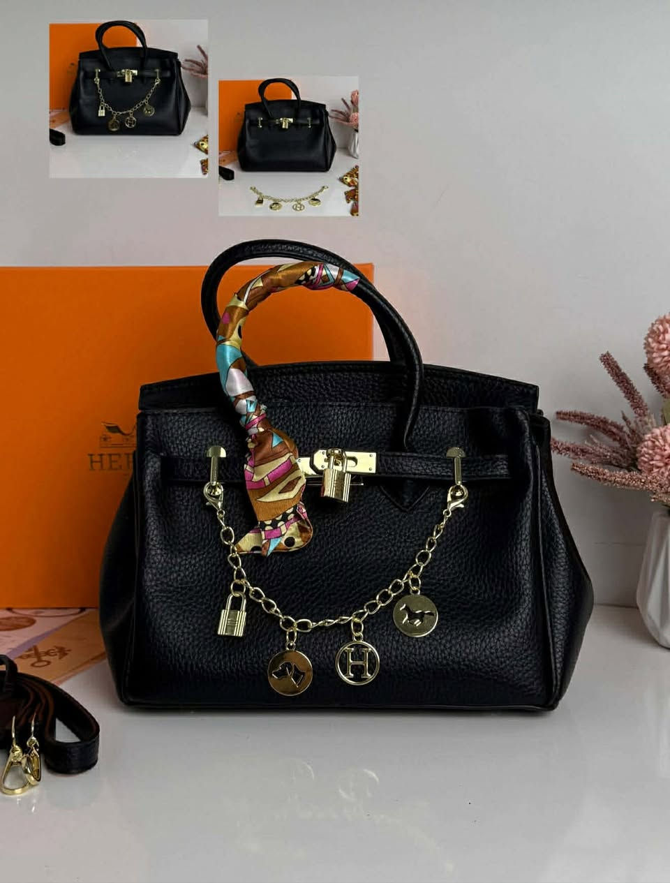 صَبَاَاَפ العافيه عليكم حبايب 
توفرت حقيبه نسائيه ماركه HER ..MEES الخامه جلد طري الحجم الوسط علبه تغليف مع كارت ضمان ملحقات كامله 
للحجز 🌔
مراسله الصفحه 
*********** 

في عدم مطابقه المنتج بالمواصفات المطلووبه يمكنك رفض الطلب (بدون دفع اჂ̤ مبلغ ) 
توصيل لكل محافضات العراق 3000 بس
