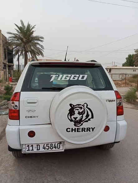 السلام عليكم تيكو موديل 2011 كير ميكانيكي كير ومحرك مكفول تخم تاير ويل كب تبريد شغال كهربائيات كامله سنتر لوك رقم بغداد انكليزي  السياره بأسمي تحويل مباشر السعر المطلوب 54 وبيها مجال بسيط للتواصل *********** مكان السياره بغداد
