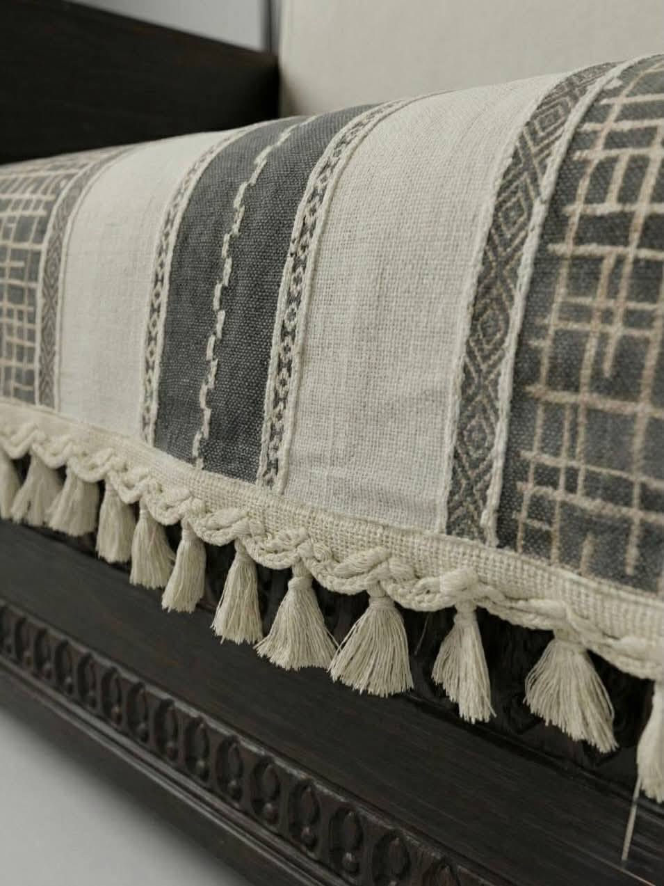 مفرش دزاين بوهيمي 🔥🔥
#مفرش_تخم_امتار_بوهيمي_ظهر_مانع_تزحلق 🥇🔥

🌼🌼
عرض خاص سعر المتر 5 دينار بسس 🤯⚡️

عرض المفرش 75سم 
الطلب على الامتار طولي 

♦️#الكمية_محدودة_جداً
…………………………………………………
‏ ‎ملاحظة/ ضمان لحقوق زبائننا  التاكد من الالوان و نوع الخامه عند الاستلام  و اذا كانت مخالفة للمواصفات المعروضة من حق زبائننا الكرام رفض المنتج و عدم  استلام الطلب 🤍🌹

#العنوان ديالى جلولاء قرب سوق الجمعة #مقابل_جسر القطار القديم 

🚕🚕 توجد خدمة توصيل 

للحجز والاستفسار مراسلة صفحاتنا على الفيسبوك والانستا وايضاً على تطبيق الواتساب  او الاتصال على الارقام التالية

⬇️⬇️ 

*********** 📲واتساب⁩⁩
