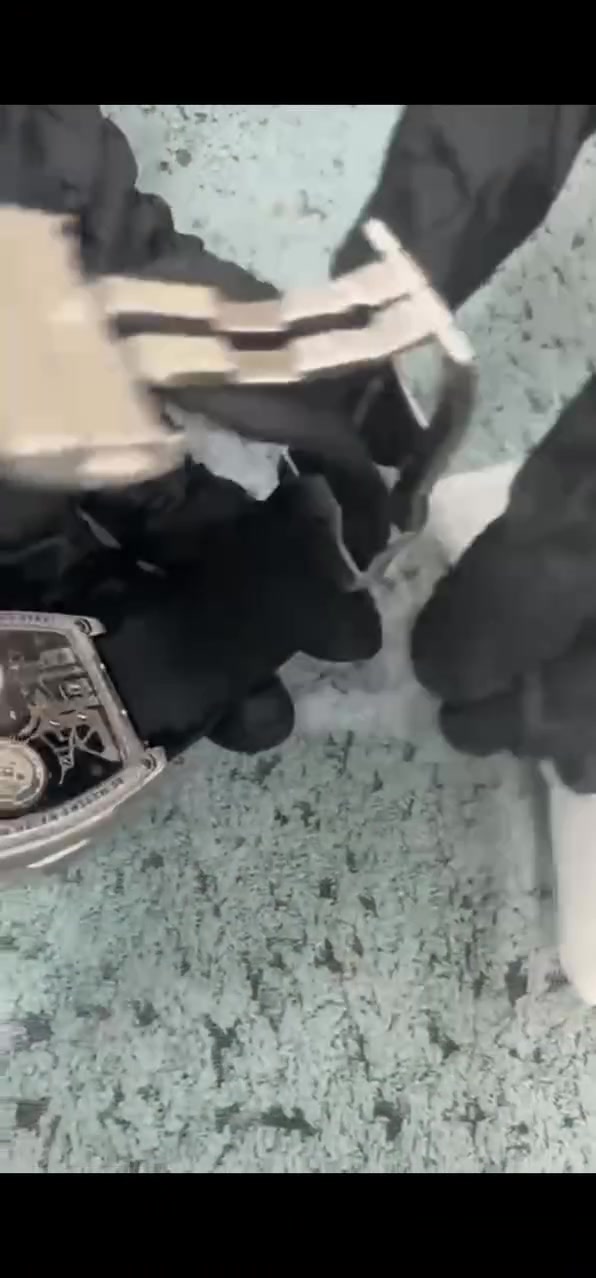 بوكاتي سلستيل ٥٠ متر تحت الماء سويسري اوتو


**إذا كنت صاحب هذا الإعلان وتريد حذفه لأي سبب، رجاءا أرسل رسالة إلى الدعم الفني**