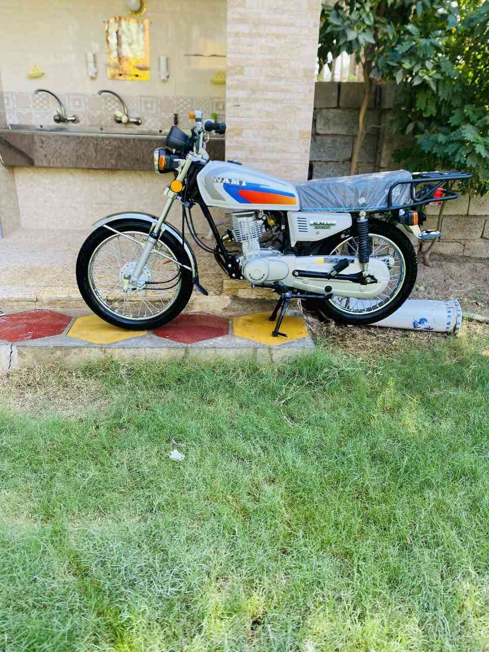 للبيع أو مراوس مكان كربله الحسينيه
***********
