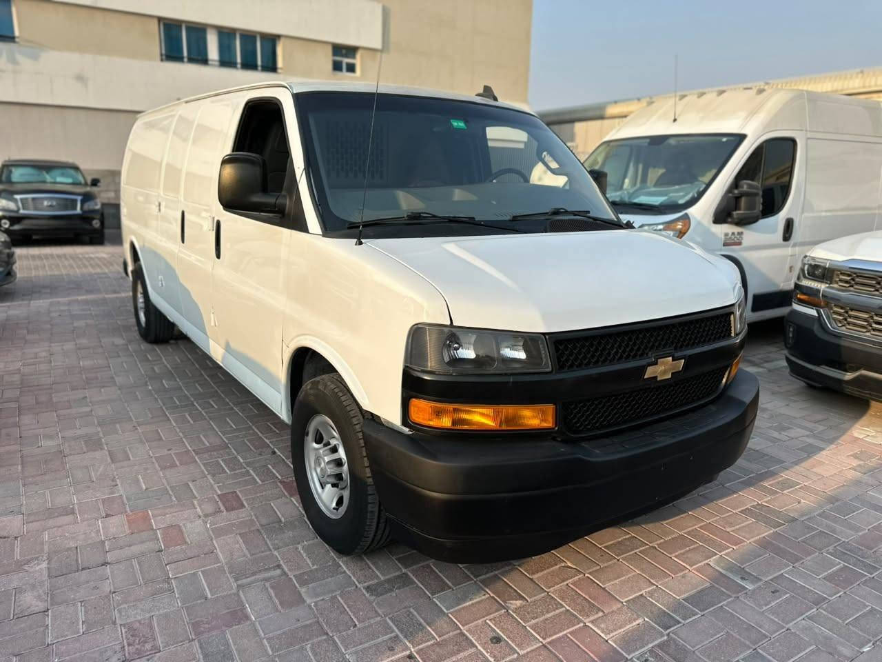 شفرليه اكسبرس V8 6.0L 2020 173000 
تواجد الإمارات 🇦🇪 دبي 
وارد أمريكا 🇺🇸 كلين تايتل أوراق جمارك قمه بالنظافة 
السعر بارضه في دبي 
17500 دولار 💵 
175 ورقه 
تواصل للجادين 
00971506797554


**إذا كنت صاحب هذا الإعلان وتريد حذفه لأي سبب، رجاءا أرسل رسالة إلى الدعم الفني**