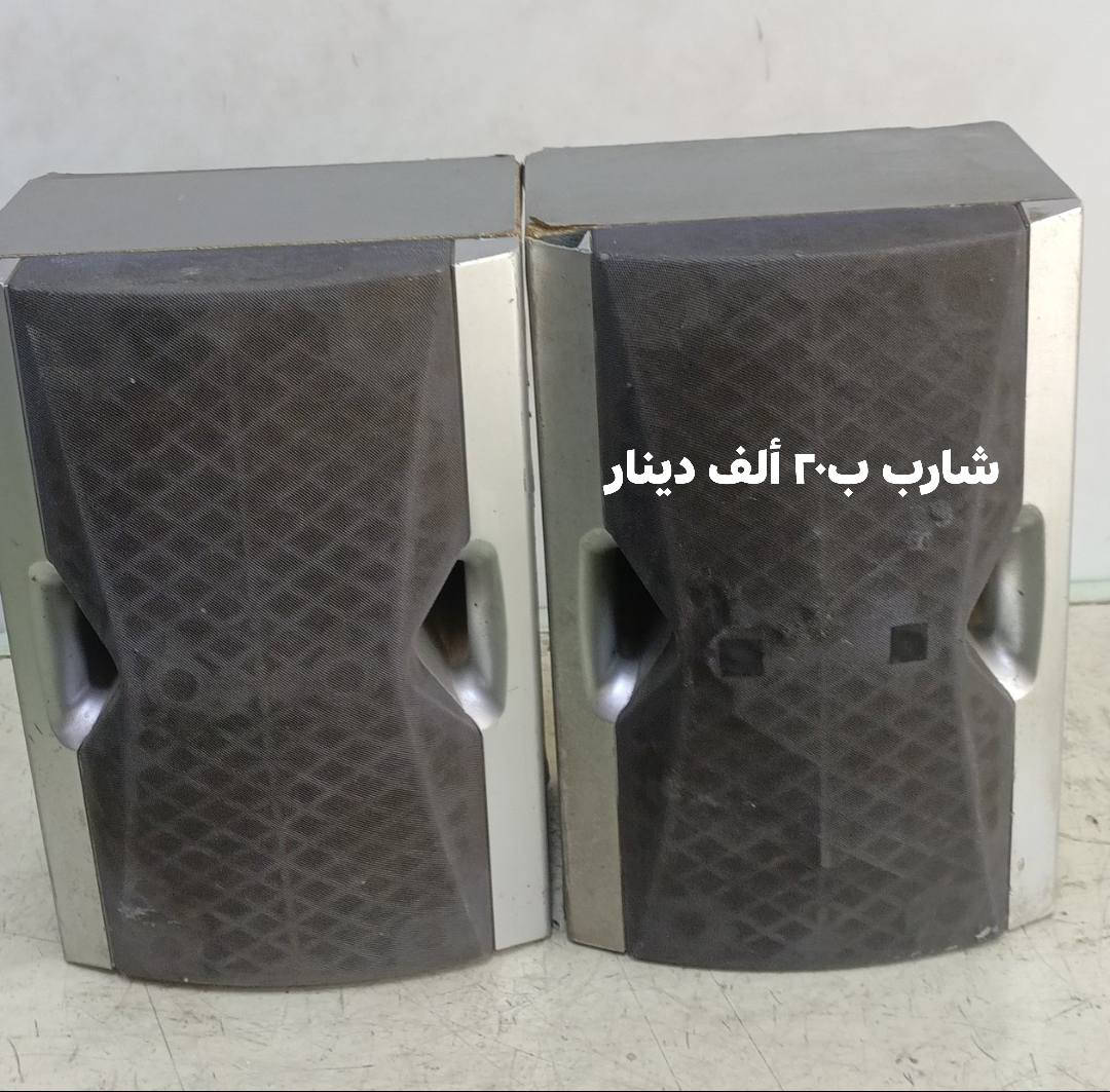 السلام عليكم..
سماعات خارجيه للبيع 
ثلاث أزواج سماعات مختلفه ماركات عالميه 
باناسونيك ب٣٠ ألف دينار 
شارب ب٢٠ ألف دينار 
سوني ب٢٠ ألف دينار 
السماعات شغالات والنظافة كما هن في الصور 
للأتصال ***********
