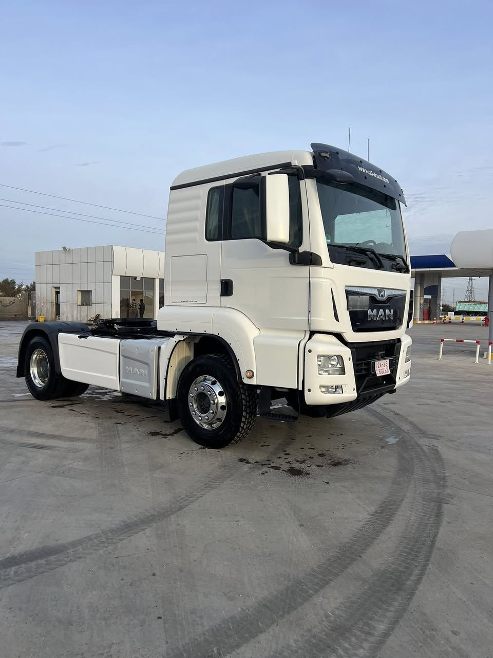 2018ألماني
480تاك سؤبةر
فول مواسةفات گشت گياني بةشةرت
تاقم تايةر جديد 
***********
📦📦📦📦
