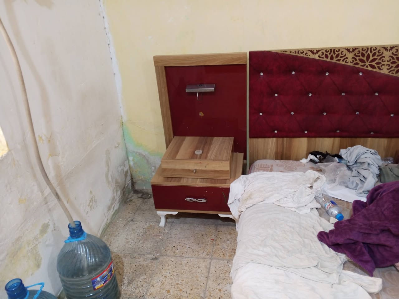 غرفه للبيع بيع مستعجل تركيه مستعمله
200 الف.مكاني القبله


**إذا كنت صاحب هذا الإعلان وتريد حذفه لأي سبب، رجاءا أرسل رسالة إلى الدعم الفني**