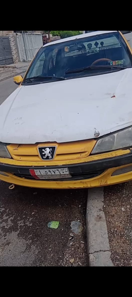 سلام عليكم بيجو بارص موديل ١١ تخم تاير جديد كير جديد صدر جديد الداخل نضيف كهربايات كلهة شغالة المكينة بيهة بدايت تبخير رقم بغداد مكان السيارة بغداد السعر ٢٤ او بيهة مجال ***********
