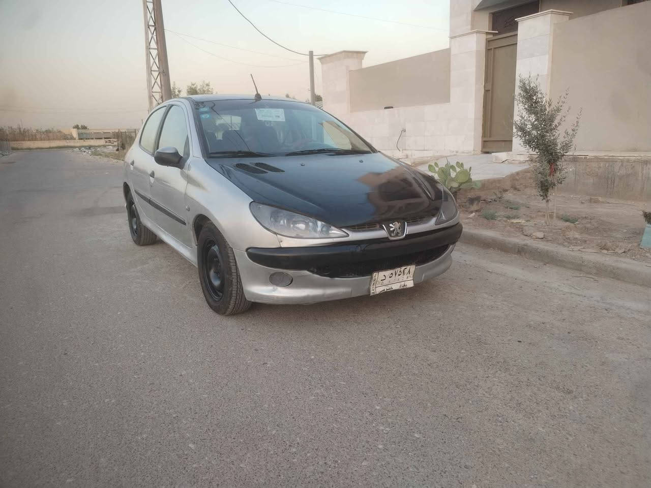 بيجو نوع ٢٠٦ للبيع موديل ٢٠٠٩ سياره جاهزه صبغ قطعتين فقط تبريد كير اوتوا تخم تاير تحويل مباشر العنوان البياع *********** السعر ٤٠ بغداد, العراق
