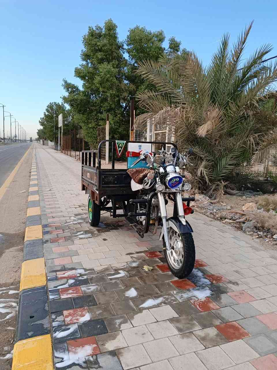 السلام عليكم
2007 ستوته للبيع 
دراجه مقفوله 
من براغي 
الاخر شى 
لشري يتصل على الرقم 
***********
