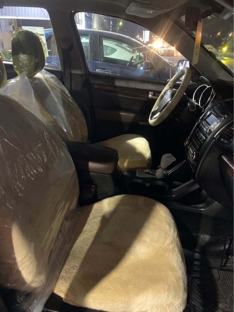 کیا سورینتو ٢٠١٠ فول فول
٦پستن پانوراما ٣ ریزکوشین بەسمە ناو جلد خەنەیی سەیارەکە بەس ماشاللەیی دەویت  سەیارەکە حیزام سبوغە  حیسابی عامی لۆ بکە 
سعر ٩٨$ 
*********** 
ڤایبر واتساپ أربيل, العراق
