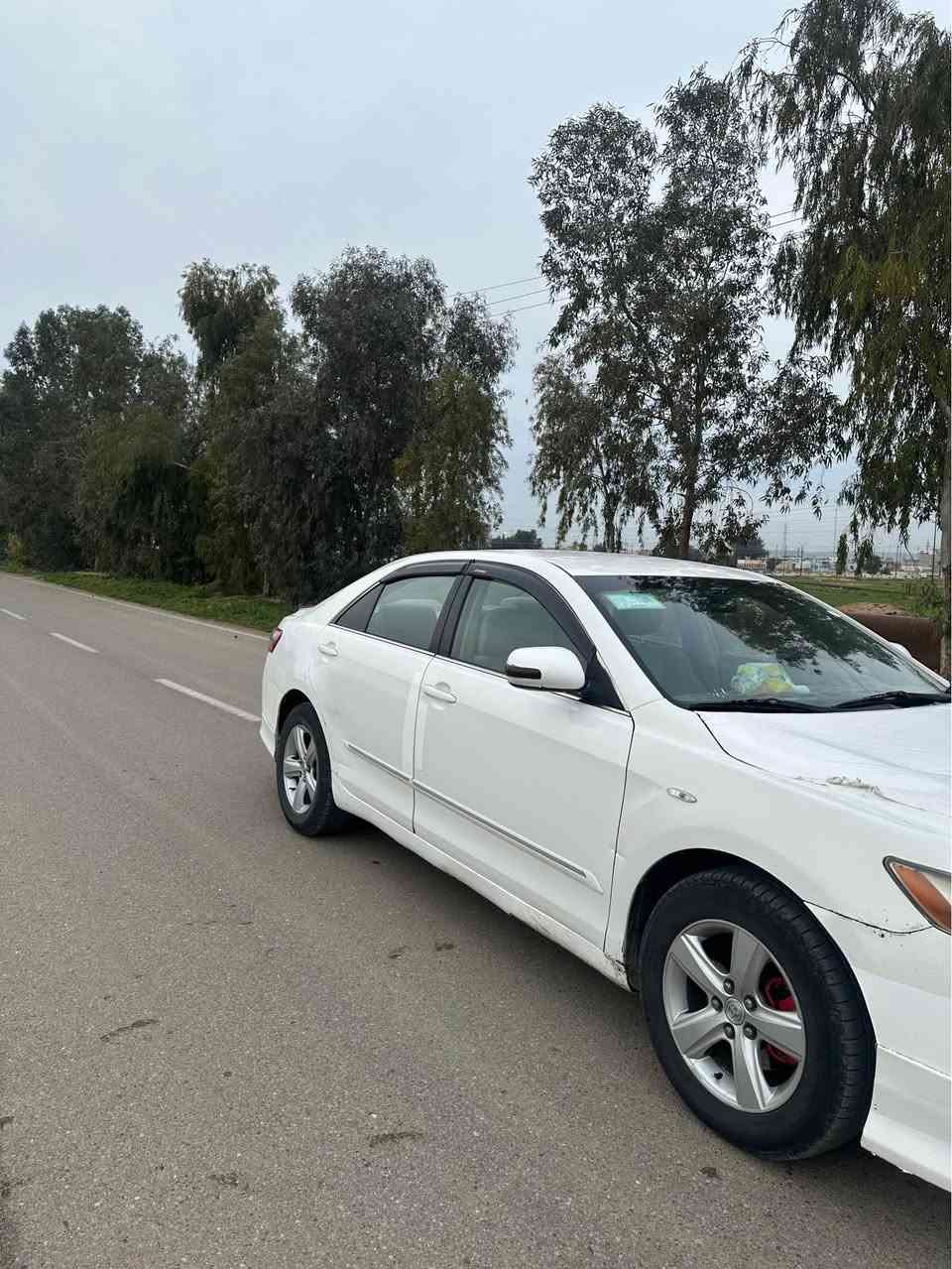 فرۆشتن کامری 2008 رەنگ سپی  
بەناوی خۆمەوەیە رەقەم تازەیە چوار تایەی تازەیە رۆن گیر و مەکینەی تازەیە تاخم پشت و پیشی مەزبوتە یەک کێشەی نیە بێ مەسروفە دەفتەر بانزینیشی هەیە شوینم کەرکوکە سبوخ 3 پارچەو بستێکی هەیە نرخی 107 و مەجال رقم *********** 
*********** كركوك, العراق
