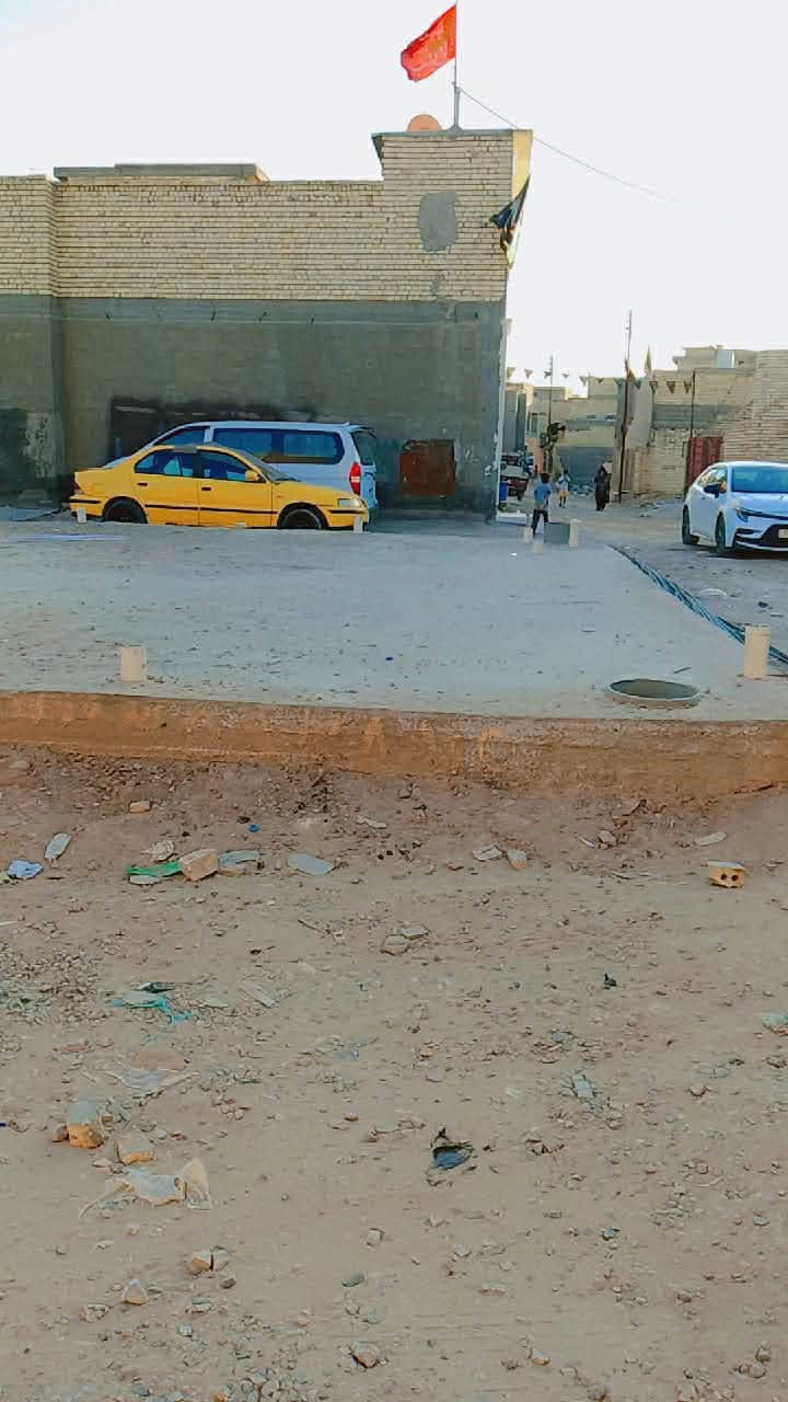 السلام عليكم
قطعة ارض للبيع مقاطعة 8/2 مساحتها 50 متر ركن 

33 مليون 

***********

