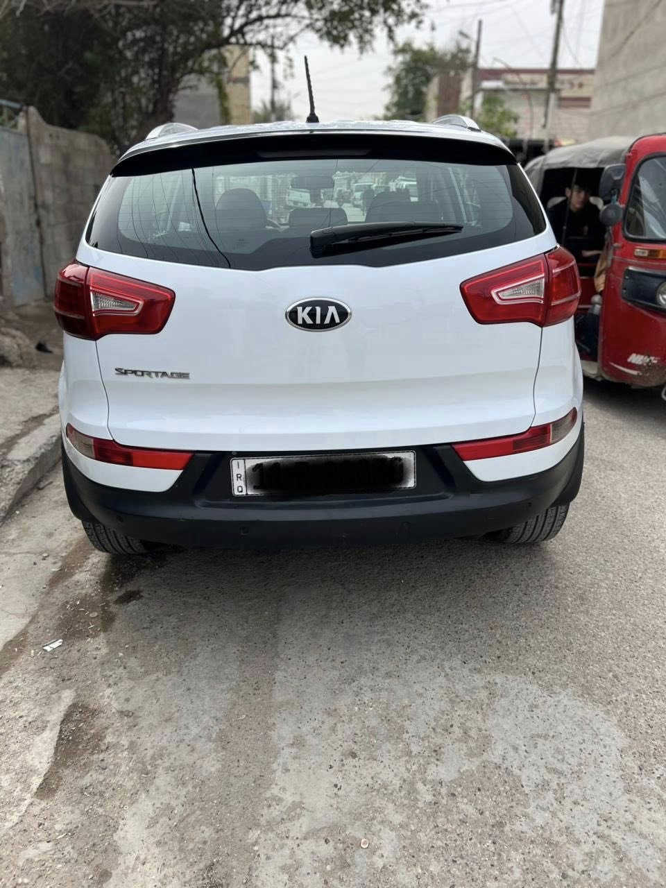 🚗 كيا سبورتج للبيع - اللون أبيض 🚗
السلام عليكم، كيا سبورتج

سيارة نظيفة جداً، ماشاء الله تبارك الله، موديل حديث وإستخدام شخصي.

✨ المواصفات:

✅كيا سبورتج  

✅خليجي 4سلندر 

✅ لون أبيض ثلجي (داخلي رصاصي فاتح)

✅ مديل 2014

✅ حساس خلفي فقط

✅ كاميرا خلفية

✅ مقاعد جلد دوشمه حديثه

✅ مثبت سرعه

✅ ماشية 145كم فقط

✅ عجلات مقاس 19 بوصه تخم تاير حديث

✅مسجل شاشه

🛠 الحالة:

🔹 قير ومحرك بحالة ممتازة

🔹 صيانة دورية بالوكالة

السيره بسمي التحويل مباشر سنويه 2025

الزيت حديث تخم تاير دوشمه حديثه 

💰 السعر :145$

***********

واتساب نفس الرقم 

#كيا_سبورتج #سيارة_للبيع #فول_أوبشن #ابيض #سبورتنج
