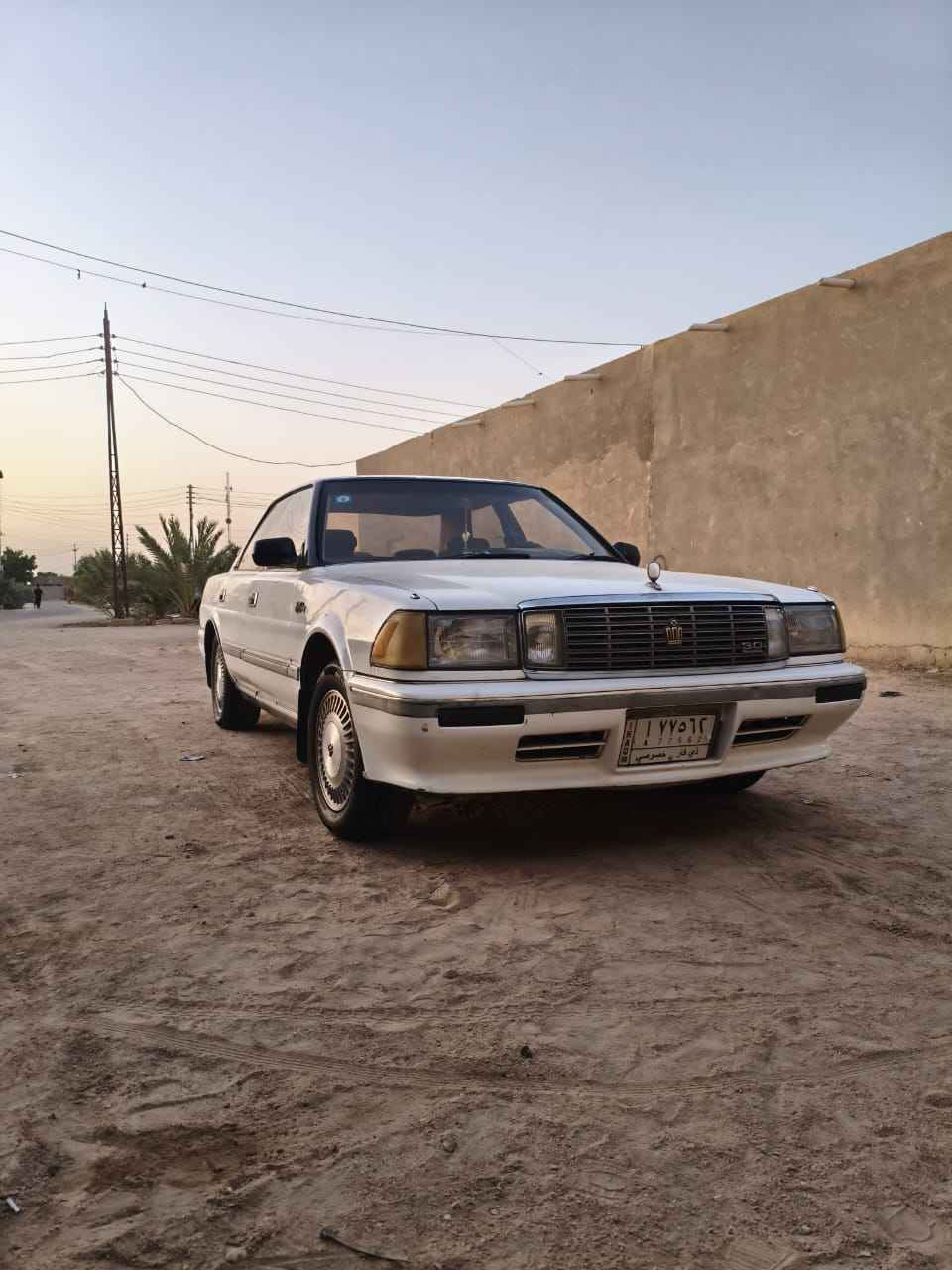 سيارة هارتوب موديل 1991 مكينة وكير خير من الله تخم تاير باتري سلف جدد كهربايات شغاله 
سعر 40 وبيها مجال ناصرية مركز 
*********** ناصرية, ذي قار
