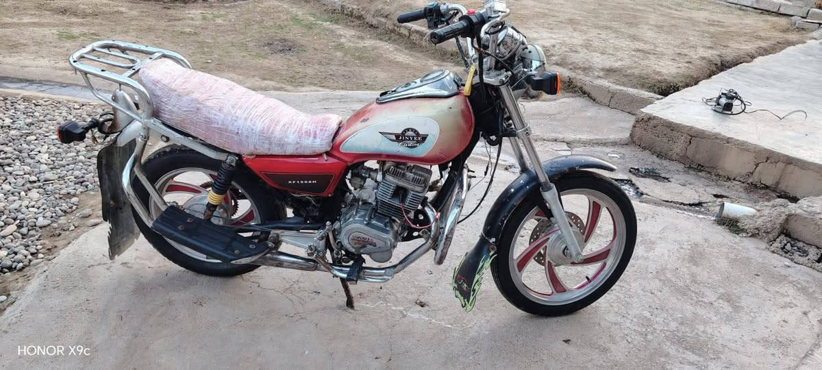 موطور جني موديل 2011 محرك نضيف كهربائيات شغاله للبيع السعر 275 وبي مجال او مراوس حسب القناعه التواصل على ارقم ***********
