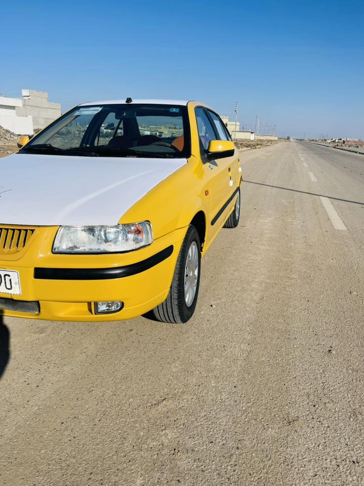 السلام عليكم سمند موديل 2012 السيارة خير من  الله رقم نكليزي مصفرة هيئة وغرامة سنوية لل30 صدر خلفي امامي جديد تخم تاير جديدي مكاني بغداد السعر 43  وبيهة مجال الرقم ***********
