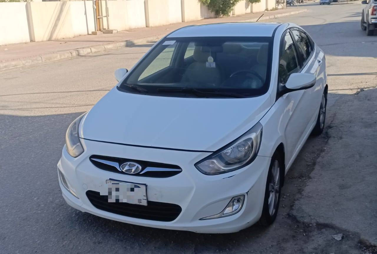 اكسنت ٢٠١٤ خليجي محرك 1600  رقم كربلاء موجودة في كربلاء 
السعر ٩٢
***********
