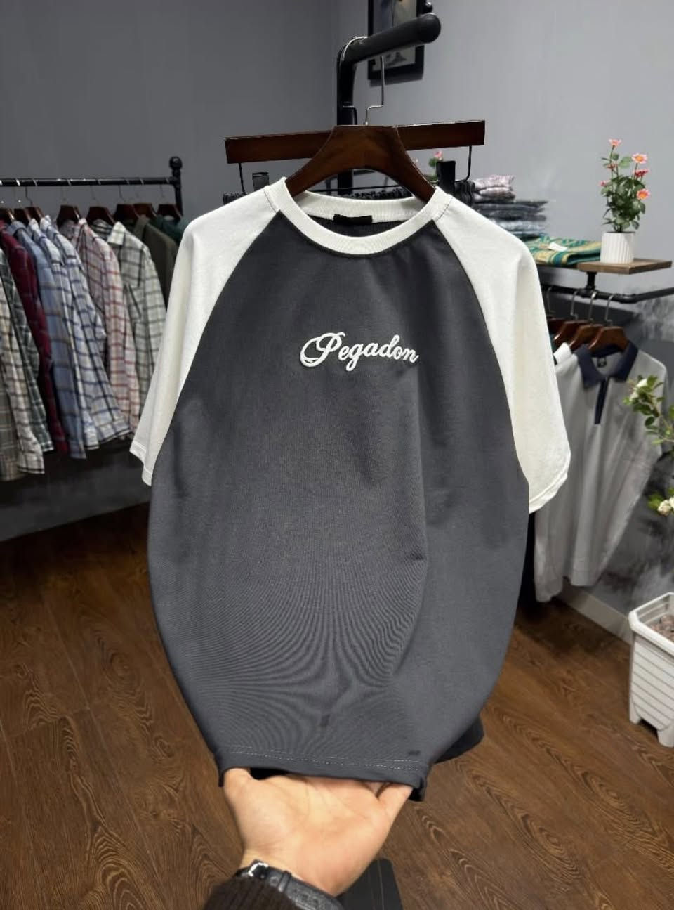 تجهيزات رياضية
برندات كوالتي عالمية😇
بأسعار مناسبة جداً 🔥
للحجز واتساب ***********
يوجد توصيل لجميع محافظات العراق
@إشارة
