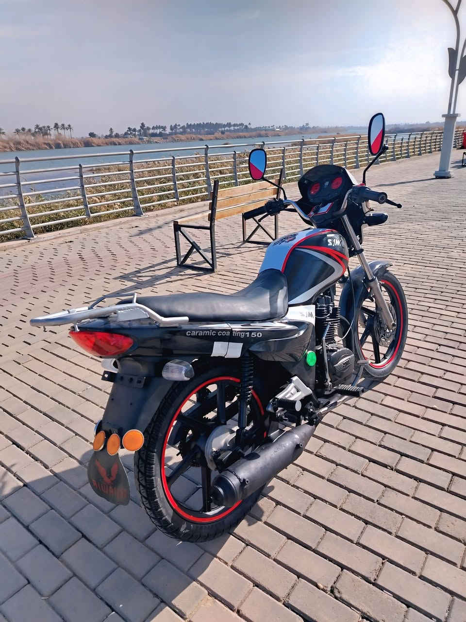 سلام عليكم دراجه سايم موديل 2017 مابيها اي نقص نضافه مثل ما بصوره السعر 650 بي مجال بصيط المكان عامريه الفلوجه ***********
