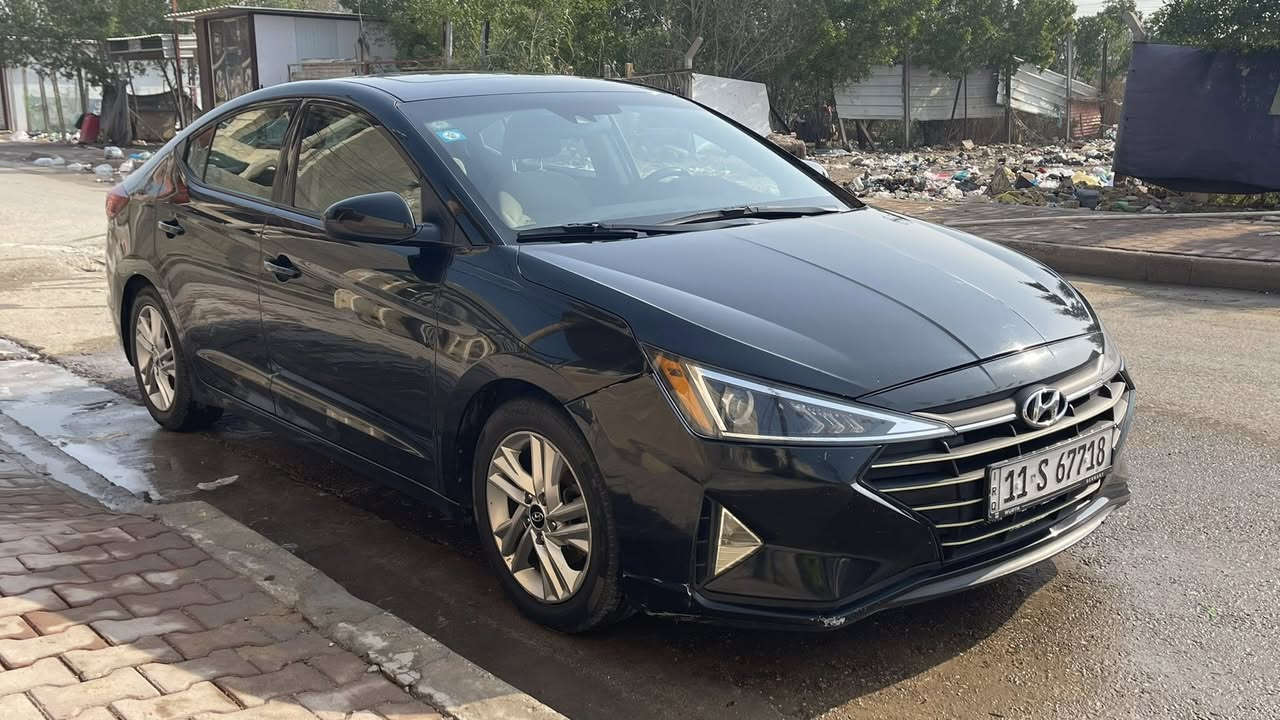 السلام عليكم ورحمة الله وبركاته
مقدما اخواني السعر((( 138))) اذا عجبك السعر كمل المنشور واذا لا اعبر والرزق على الله 
ألنترا 2020 وارد امريكي رقم بغداد انكليزي بأسمي فول مواصفات عدا مقاعد جلد
حادثهة مرفق بالصور بدون شاصي ولغود ودواخل (3 قطع)
نواقصهة فقط جامة بگ لايت من جراء عمل تخريب موضح بالصورة
المواصفات
المحرك 2000 والگير سي في تي وبحالة الوكالة
ادامة كاملة للسيارة كل موسم زيت الگير والمحرك زيت رافينول الالماني فقط لاغير
السيارة بحياتهة مشايفة البنزين العادي
وجاهزة من كل النواحي
دخول ذكي+ صدوق ذكي+بصمة ابواب+بصمة تشغيل+نقطة عمياء+سلايد +شاشة كبيرة+كامرة دوارة 180 درجة+ بريك ذاتي (اوتو ستوب) +تحديد مسار+فول تحكمات ستيرن+مثبت سرعة+تدفئة مقاعد وبعد هواي 
مكان السيارة بغداد حسينية الراشدية شارع الخدمات خلف جامع السيدة زينب
رقم الهاتف *********** متوفر اتصال فقط وبالخدمة
شرط البيع التحويل خلال اسبوعين
