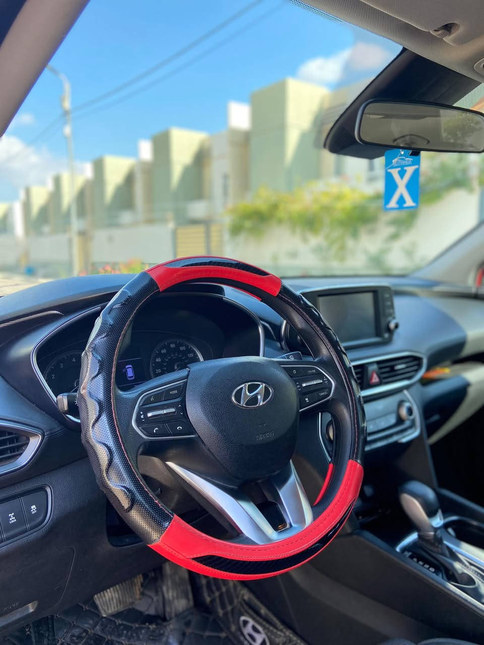 سنتافي ذي قار موديل 2020
محرك 2400 , مشروع وطني بإسمي ، ٥ راكب 
فور ويل AWD ، مانع انزلاق 
نظام القيادة في المنحدرات DBC ، سايد بريك كهربائي 
توقف ذاتي Auto stop ، نظام Auto hold للقيادة في الازدحام رادار امامي مع تنبيه وتوقف ذاتي عند الاقتراب
تحكم متكامل في الاستيرن، كاميرا دوراة ، شاشة حجم كبير 
السيارة وارد امريكي الحادث جامع امامي ايمن وايسر وبنيد
السيارة ماشية 99 الف ميل
السيارة بصورة عامة بحالة جيدة جدا .. استخدام موظف 
السعر17,000 ( 170 ورقة ) 

واتساب ***********
