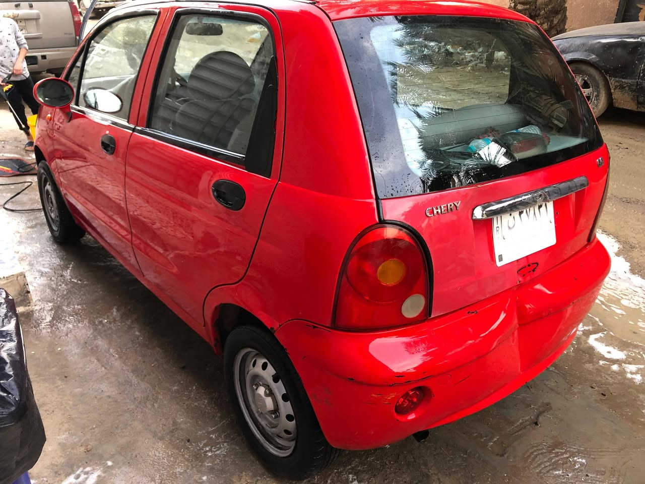 سلام عليكم
كيو كيو 2012 كير عادي باسمي  تبريد تدفئة شغالة غرفتها نظيفة كهربائياتها كاملة وعندي سكن مشتري وزوج بروجكترات LED بس مشادهن 
السعر 29 وبيها مجال


**إذا كنت صاحب هذا الإعلان وتريد حذفه لأي سبب، رجاءا أرسل رسالة إلى الدعم الفني**