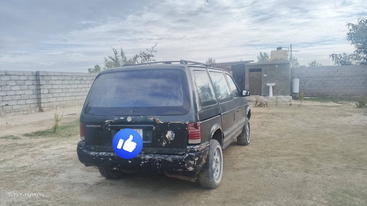 السلام عليكم ورحمه الله وبركاته
من رخصت الادمن سياره البيع دوج كلسلر  7 راكب       موديل1993
 مابيه اي نقص حديدية جديد تأيرات جديده 
محرك 3.3 كهربائيات شغاله رقم الانبار بسمي 
سنويه 2023.1.8 تنتهي 2026.11.22
ابوغريب خان ضاري  تواصل علا هاذه رقم ***********
