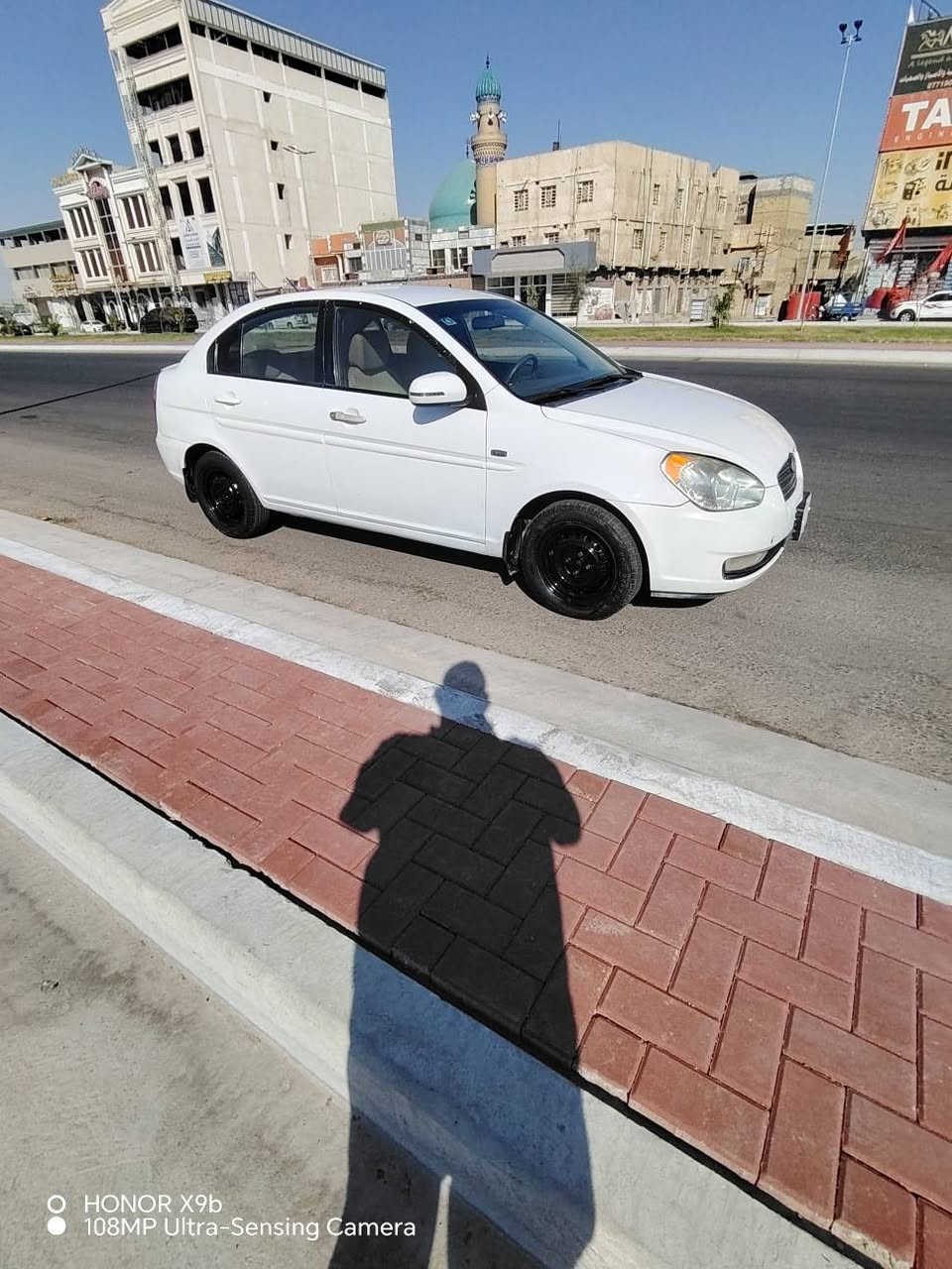 سلام عليكم هونداي اكسنت خليجي موديل ٢٠١١الشركة العامة سيارة جاهزة مكينة تو مبدلهة بعده لوك كير حدادة تبريد كهربائيات كلة جاهز كامرة شاشة سويج ريموت سنتر لوك بسمي تحويل مباشر بيهة تبديل قبق جنطة وشي بسيط من خلف سيارة جاهزة ترايك لبغداد لاستفسار *********** السعر ٨٥ البصرة, العراق
