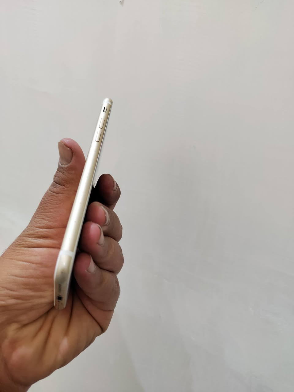 ايفون 7 ذاكرة 128 ذهبي نضيف وحلو الجهاز مامبدل بي شي بلادي كلة كلشي بي شغال وفول للبيع 85 الف وبي مجال بسيط


**إذا كنت صاحب هذا الإعلان وتريد حذفه لأي سبب، رجاءا أرسل رسالة إلى الدعم الفني**