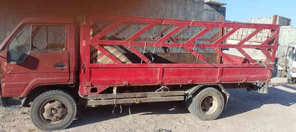 ياالله سلام عليكم
 سياره للبيع مكينه كير جدد 
تيوته مكانها لبصره 
سعر 35
رقم لهاتف ***********
