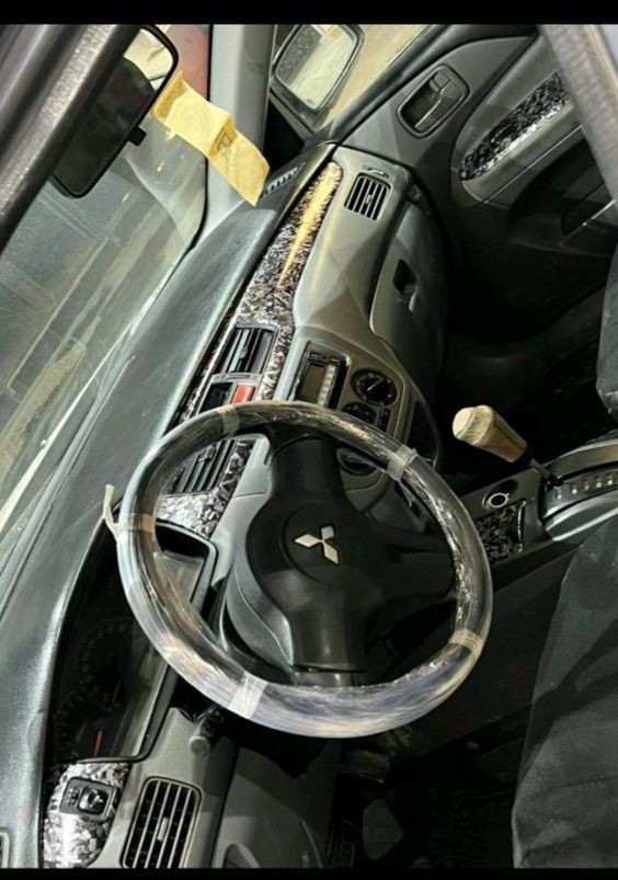 لانسەر 2007 
گێرو مەکینەی بەشەرت 
 لۆ جوانی حیزامە 
تەعویل بەشەرت 
مەکینە بچوک
رەقەم تەلەفۆن ***********
 سەیارەکە زۆر خاوێنە 5وەرەقە غرامە لەسەرە 51سافی قفل قفلی 🔒 أربيل, العراق
