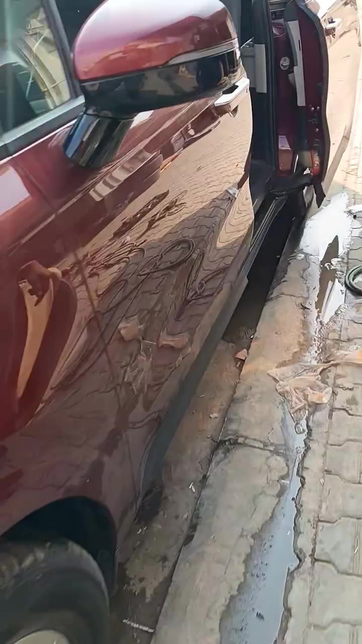 اسلام عليكم جمعه مباركه عليكم يارب كشنات للسيدونا وللكرنفال حديث وقديم وتدللون عمل مرتب بدون تثقيب او لحيم عل السياره شرط ***********راسلني واتساب وبلخدمه
