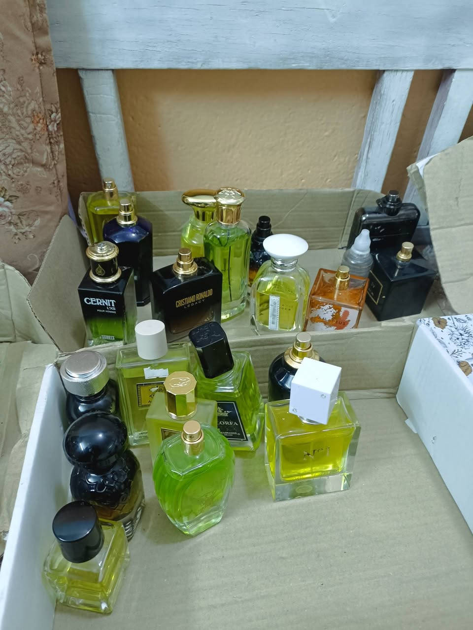 #مكلف #بنشر 
عطور باله كويتـي مستخدم بسيط جدا سعر قطعه اكوو 10 واكوو 15الف الاستفسار اتصل برقم 
*********** مكان هيت حي العمال
