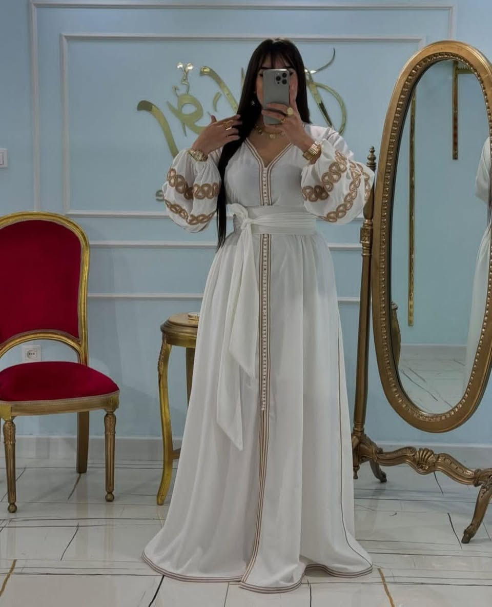 ديما الجديد👗👗👗👗👗
🔸️لعشاق قفطان المغربي و النخوة و الطلة الجميلة 

🔸️قفطان هماوي
مخدوم ثوب كريب حرير 
🔰مخدوم بالطرزة الرباطي ومخدوم بالسفيفة  وبلمدمة كما في صورة
🔸️المقاسات
M L XL XXL 
🔥🔥🔥🔥                                                  🔸️ توب كريب  جودة الاولى ممتاز  💯                                                               💫🔸️ 👇👇👇👇👇👇
 
💫🔸️ أكادير, أكادير إداوتانان


**إذا كنت صاحب هذا الإعلان وتريد حذفه لأي سبب، رجاءا أرسل رسالة إلى الدعم الفني**