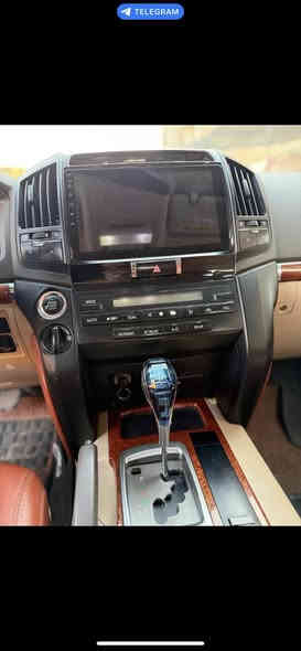 ‏سلام عليكم 
للبيع لاندكروزر 2014 فطيمي 
‏رقم بغداد باسمي تحويل مباشر
‏السيارة فتحة سقف 
‏ كشنات جلد + كشن كهرباء نظام ثلاث حركات
‏شاشة كبيرة + حساسات أمامية خلفية 
‏تحكم ستيرن تخم تاير جديد 
‏تبريد ثلاث قطع المرايات الجانبية كهرباء
‏إلى آخره من مواصفات  
‏سيارة جديدة جدا  واحلا من الصور استخدام شخصي 
‏ماشية 140 السيارة كاملة بدون أي نواقص . مكفوله كفالة عامة عدا بارد بسيط جدا أثر رصعة 
‏مكان السيارة واسط الكوت 
سعرهة 420 وبيهة مجال بسيط 
رقم ***********
