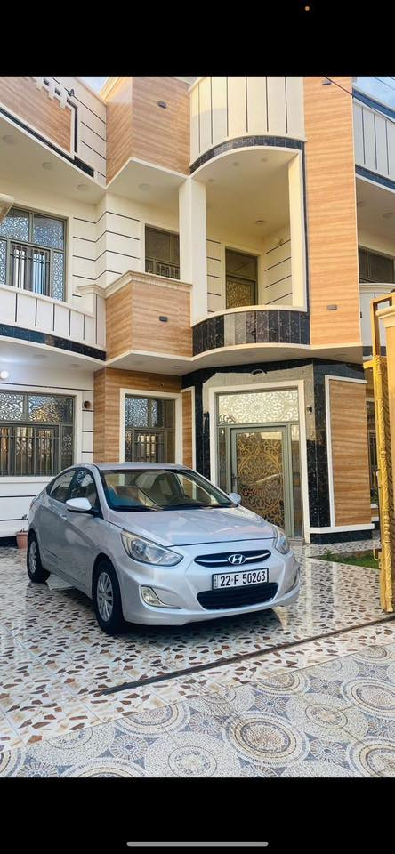 السلام عليكم …

اكسنت خليجي 2017 للبيع شركه العامه مكفول من الصبغ والتبديل عدى شخط بسيط موضح بالمنشور محرك 1400 كير مكينه نظيفات جدا جديده رقم انكليزي سنويه جديده  هزه جديده

السعر 105 وبيهه مجال بسيط 

الاستفسار الاتصال ***********
 مكان السياره بغداد الغزالية
