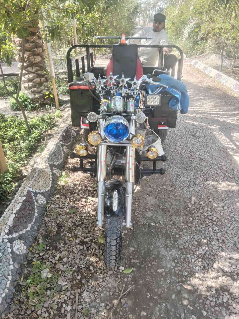 السلام عليكم شباب ستوته للبيع موديل 19 رقم انكليزىي ***********
