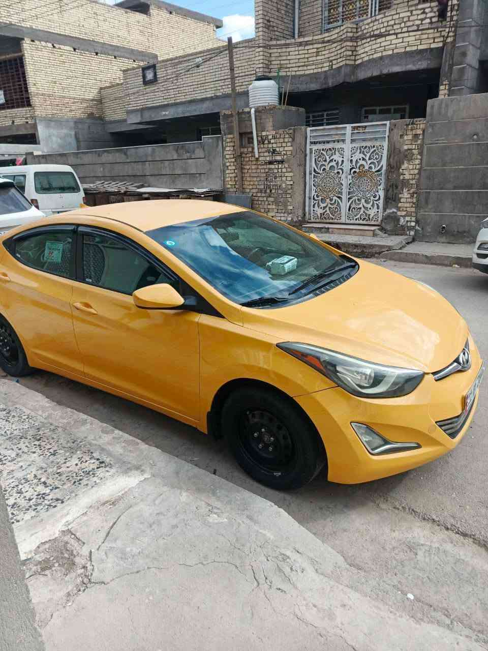 سيارة النترا موديل ٢٠١٥ وارد امريكي ضربته فقط البنيد شطح نفس مصلح ليبل واحد الايربايكات جميعها سليمه علما السياره بيهه منضومه غاز حجم المحرك 1800ماشية 113 ميل السنوية لغاية ٢٠٢٨ باسمي للاستفسار والمعلومات الاتصال على رقم الموبايل *********** السعر المطلوب 115 ورقة وبيه مجال  مكان السياره بغداد العبيدي
