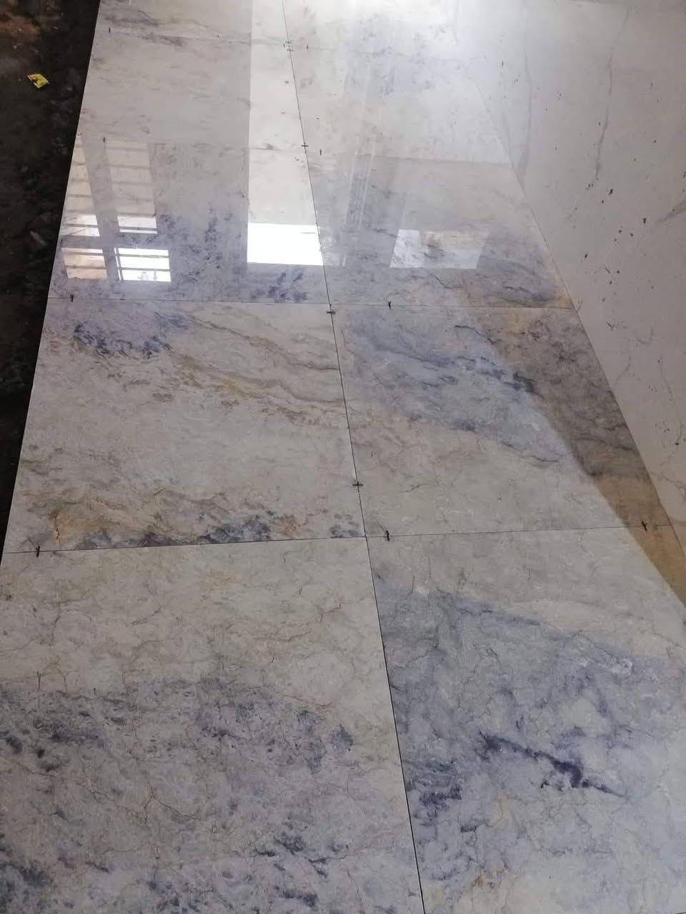 خلفه سيراميك متفرغ واتساب و***********
