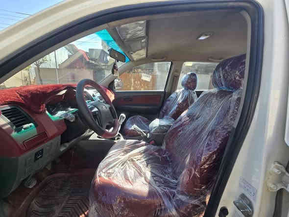 سەرتا بەناوی خوای گەورە 
 مەرزێ پارچە ڕەش ڕانیە 
سەیارکە زۆر لۆکە مۆدێل 2014 بۆدی بیلادە بێ بۆیاخە سەیارکە ماڵی دۆستە پارچە ڕەشە لەسر ساقی. 213هەزار ڕۆشتوە مەکینەو گێڕ ئەکسل سفەرە سقفوو شانو بۆدی درگای داوی بێ بۆیخە سەیارکە سەنەوی بەسر چووە تەحویلوو وەکالە وغەرامە بەشەرت سیعر 168گەڵا مەجالێکی برایانە *********** حلبجة
