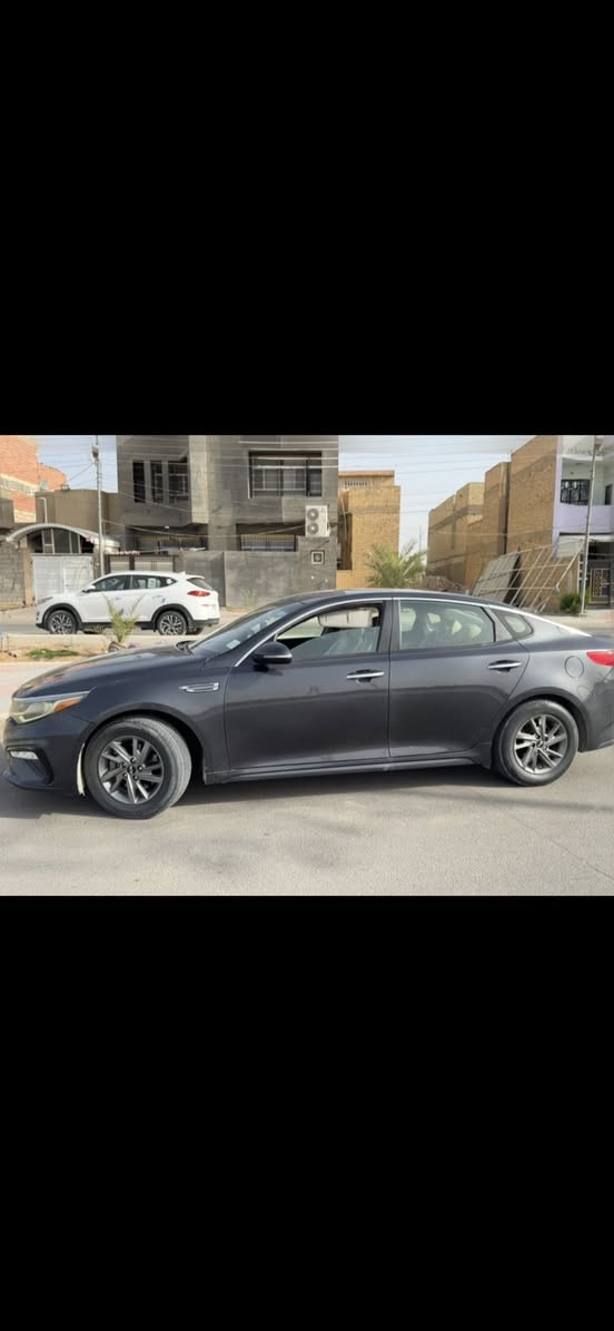 السلام عليكم كيا اوبتما 2019 امريكي للبيع
حادثه جاملغ ايمن وبنيد وصبغ جاملغ ايسر اثر شخوط السياره على ايدي اني مستوردها
صور الحادث بالمنشور محرك كفاله  + كير AT كفاله رقم انكليزي بسمي  مواصفات fe معروفه رادار امامي وجانبي تحديد مسار كامره دوار تحكم ستيرن جهتين منظومه زنون عالي ناصي + عين الشيطان  السعر ١٣٥ للاستفسار *********** مكاني كربلاء
