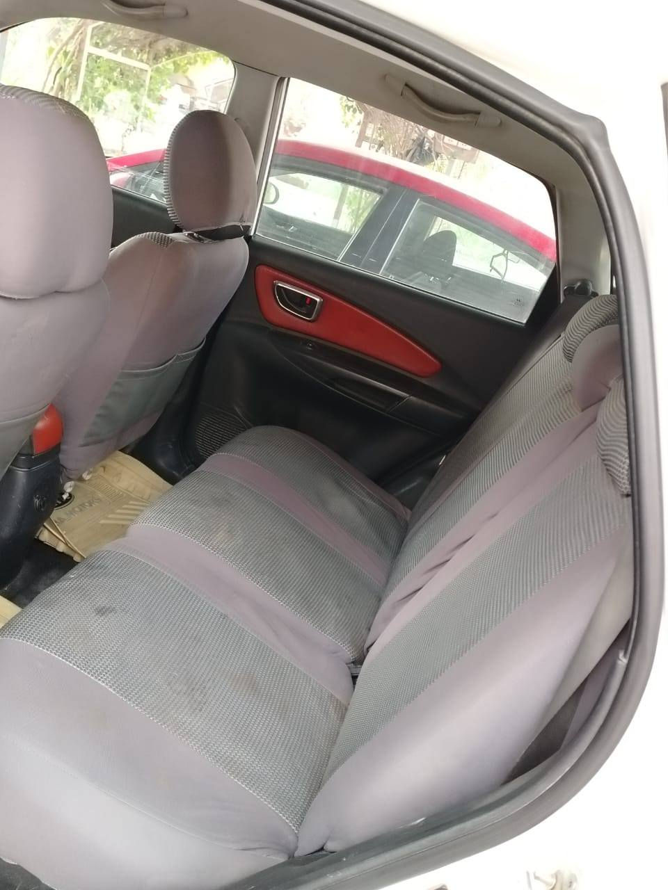 توسان 2010 لون ابيض محرك 2000 قطعه صبغ بحافه الجنطه
السعر : 117$
بغداد
***********
