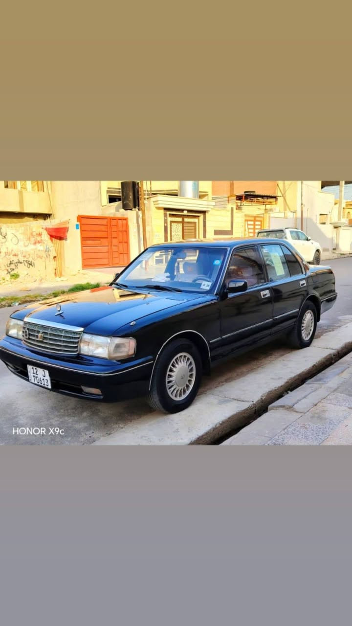 ارنب موديل 94 
مكفولة من الكص ونقل الجثة واي عيب شرعي
بأسمي رقم انكليزي 
 مصبوغة حزام للجمالية 
كهربائيات كيجات كلها شغالة 
تبريد ثلج وي السويج 
الاستفسار أتصل عالرقم ***********
مكان السيارة بغداد شهداء البياع 
السعر 62 قفل
