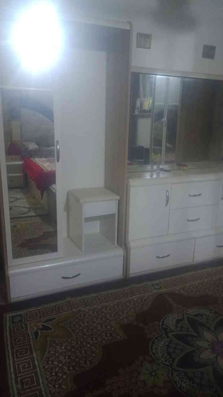 اثاث بيت كامل للبيع زعفرانيه دور شرطه قرب مولد المصري ما متواجد على نت هذا رقمي ***********
