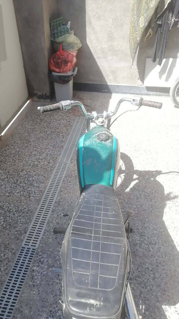 سلام عليكم شباب دراجه للبيع مكاني غماس السعر 225وبيه مجال


**إذا كنت صاحب هذا الإعلان وتريد حذفه لأي سبب، رجاءا أرسل رسالة إلى الدعم الفني**