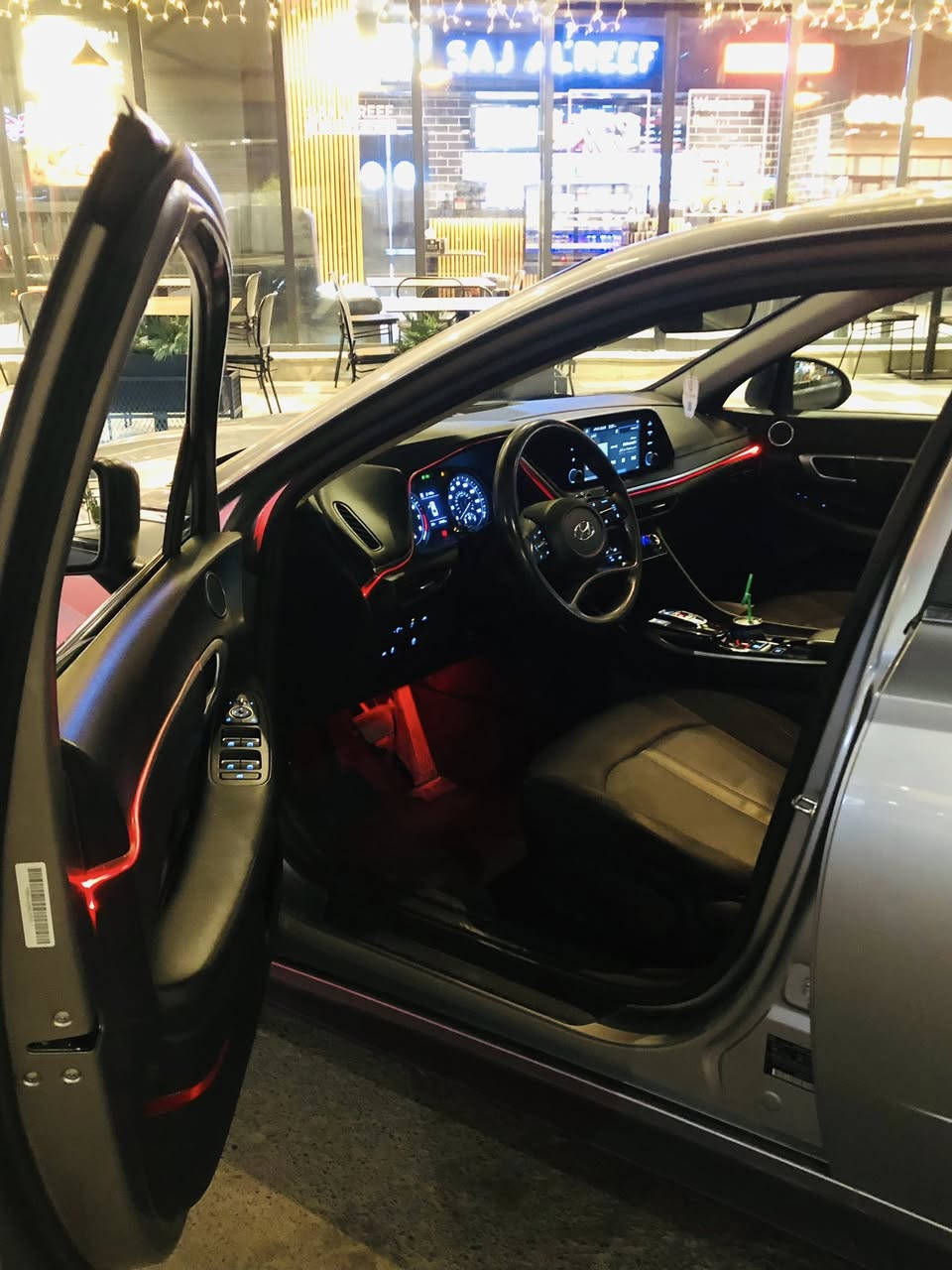 تمام 👌 هذا النص بعد التعديل مثل ما طلبت:
🚗 للبيع سوناتا 2021 وارد أمريكي

🔹 محرك 2500
🔹 كير دكم
🔹 اللون رصاصي
🔹 الداخل أسود ورصاصي

📌 الحالة:
 • حادث أمامي بنيد جاملغ (مصلح بلادي)
 • بالعراق جاملغ خلفي مبدل
 • بدون إيربگ وبدون دواخل
 • المحرك مفتوح (مجفّت بسبب الدهن تعبان)
 • السيارة خير من الله

⚙ المواصفات:
✔ تحديد مسار
✔ إطفاء ذاتي
✔ أوتو درايف
✔ 4 وضعيات قيادة
✔ لايت زينون
✔ LED نهاري

📍 رقم دهوك (تحويل أو وكالة بنفس اليوم)
📍 العنوان: بغداد

💰 السعر: 142 ورقة
📞 للاستفسار: ***********
