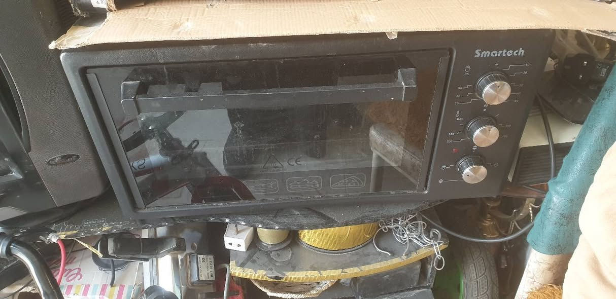 سلام عليكم اخواني واخواتي عندي هاي الغراض للبيع كلمن اوسعره والسعر على الخاص المكان شطره شعله قرب مطحنت جمعان شارع البنكله محل بالات *********** هذا رقمي او الي مايشتري لا يحجز اوبعدين يلغي
