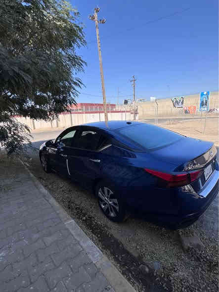 سلام عليكم 
للبيع فقط نيسان التيما 
موديل 2020 
ضرر سياره بوند و جاملغ فقط و  برأس شاصي اكو تعديل قليل فقط 
كير و محرك ب شرط 
تحويل ل شرط 
سياره حلوه و نظيفه مال بيت 
موصفات سياره 
كأمره خلفيه 
شاشه جبيره 
تحديد سرعه 
مانع انزلاق 
بصمه تشغيل 
تشغيل عن بعد 
بصمه ابواب 
بصمه صندوق 
منظومه سبورت ✈️
لايتات زنون 
سنويه 2027 تنتهي 
سعر 136 ابو 130 لا تخابر و تحياتي لكم 
رقم موبايل *********** Singapore
