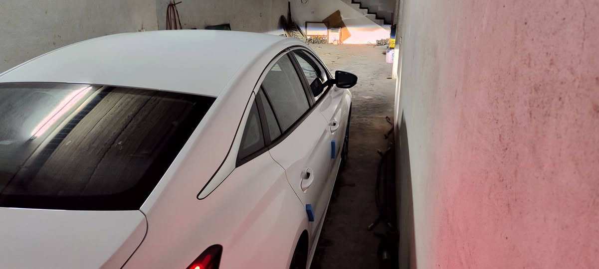 امجی گیڕعادی مودیڵ 2025 بۆیاخ تەنک 6هە زار ڕۆشتووە نوقتە ی پیوە نیە بە رگە کوشن و گاعی قالب ی بو دانڕاوە نڕخی 103 گە ڵا شوین ڕانیە ***********
